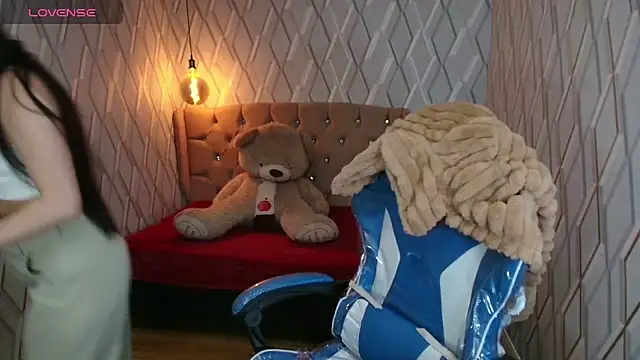 Angelchristix online show from October 4, 1:28 pm