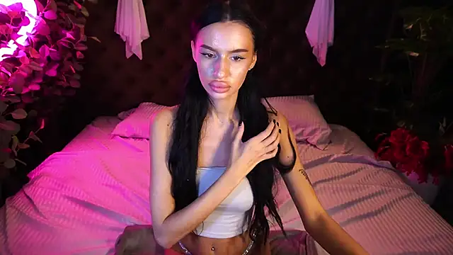 Snapshot of Snow_WhiteeeX chatting on October 27, 6:31 am Snow WhiteeeX online show from October 27, 6:31 am