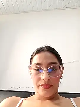 Snapshot of Ary-18 chatting on October 9, 2:32 pm Ary-18 online show from October 9, 2:32 pm