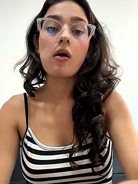 Ary-18 online show from November 3, 2:10 pm