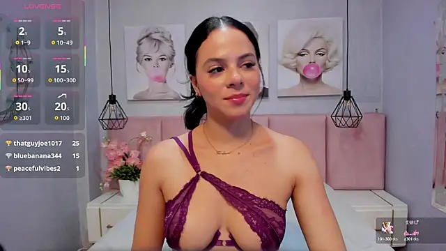 Sensual Sophie  online show from December 19, 1:10 am