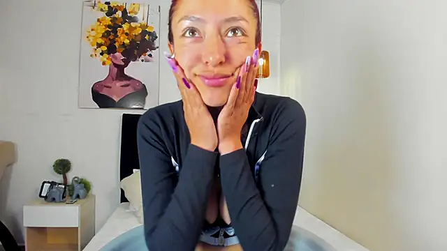 Scarlett  bell online show from October 9, 1:37 pm