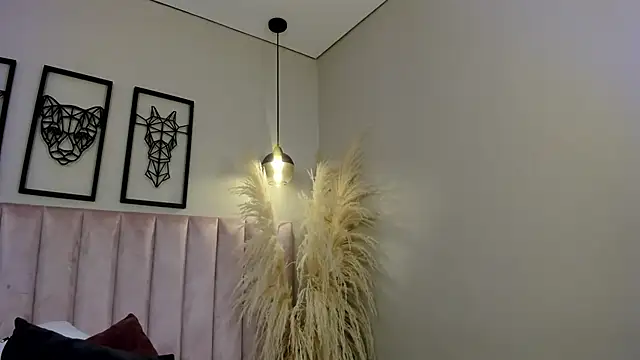 Annie karlsson   online show from September 20, 3:27 am