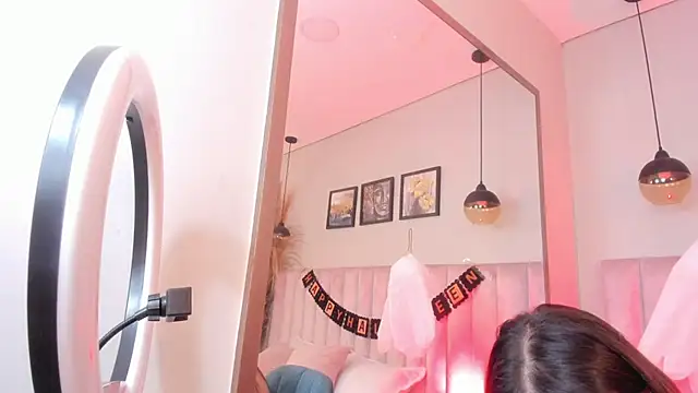 Annie karlsson   online show from October 18, 4:26 am