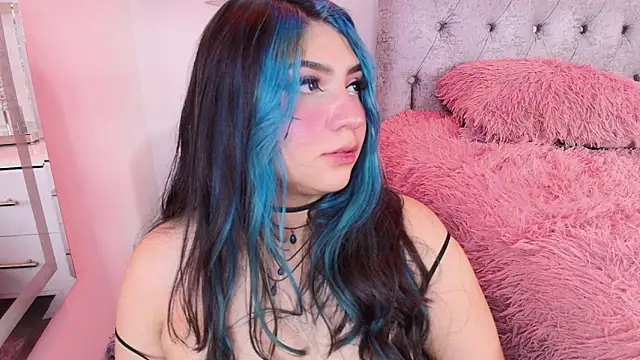 Snapshot of Salem_skyler_ chatting on October 12, 5:10 am Salem skyler online show from October 12, 5:10 am