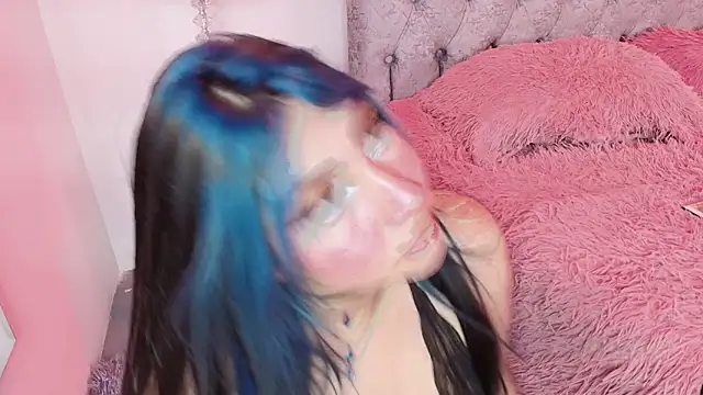 Snapshot of Salem_skyler_ chatting on October 4, 4:07 am Salem skyler online show from October 4, 4:07 am