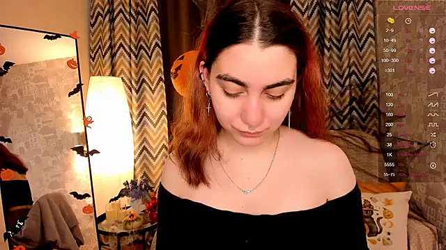 hannacheekss  online show from October 29, 6:07 am