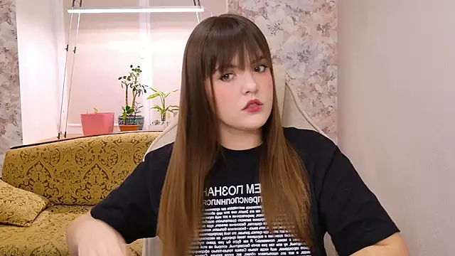 showmeparadise online show from February 8, 5:38 pm