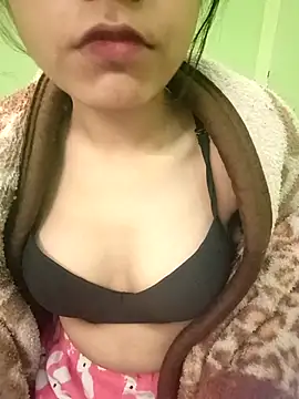 EACH 555 online show from January 11, 4:28 am