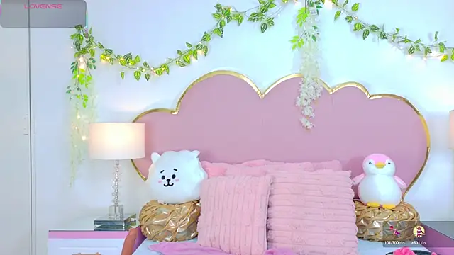 Snapshot of NahiaraReina chatting on October 16, 1:58 pm NahiaraReina online show from October 16, 1:58 pm