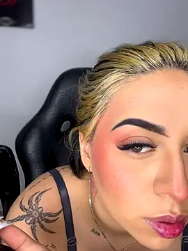 AnnikaMerliahh  online show from November 15, 3:35 pm