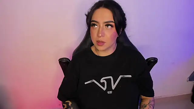 AnnikaMerliahh  online show from September 26, 5:27 am