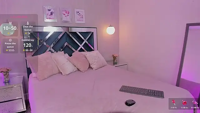 Snapshot of ibella7 chatting on September 20, 7:34 pm ibella7 online show from September 20, 7:34 pm