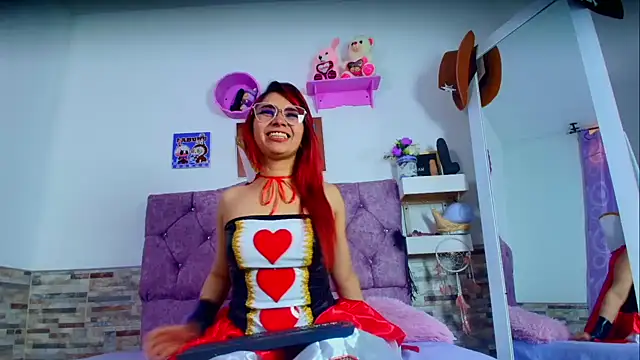 Snapshot of Melannytaylor chatting on October 6, 8:35 pm Melannytaylor online show from October 6, 8:35 pm