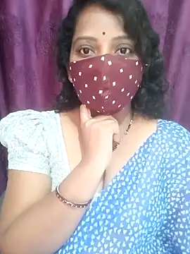 Snapshot of Manisha-Love chatting on October 11, 4:06 am Manisha-Love online show from October 11, 4:06 am