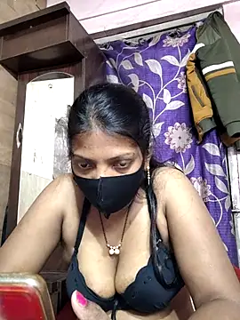 queensenorita online show from April 11, 5:49 pm