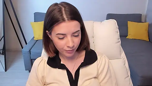Anita Robby online show from May 10, 2:41 pm