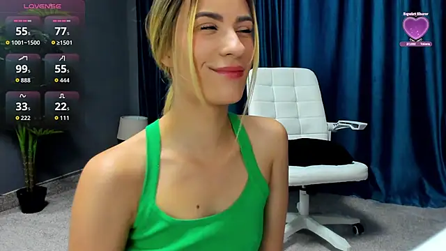 LaurynCopper online show from October 22, 6:51 am