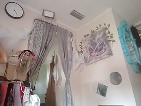 ivylee31 online show from April 2, 9:23 pm