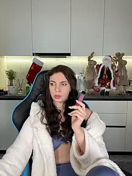 CurlyLara online show from January 18, 11:28 am