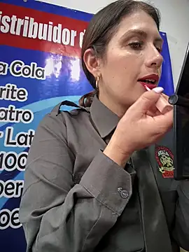 Snapshot of Alysson-- chatting on October 9, 6:23 pm Alysson-- online show from October 9, 6:23 pm