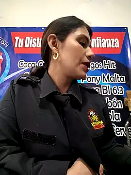 Snapshot of Alysson-- chatting on September 22, 1:53 pm Alysson-- online show from September 22, 1:53 pm