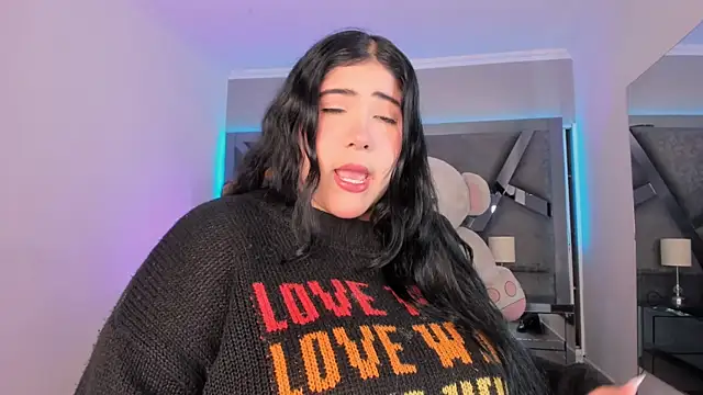 Snapshot of AmberiniHoffman chatting on September 25, 12:37 pm AmberiniHoffman online show from September 25, 12:37 pm