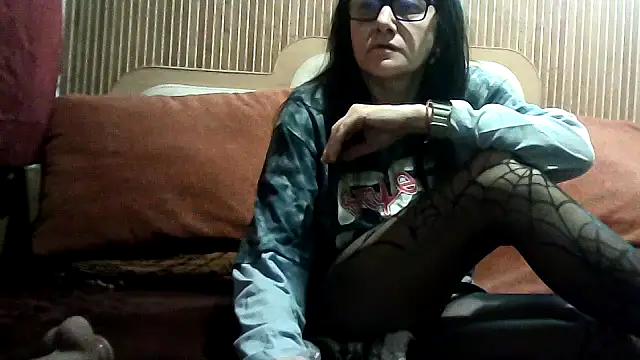 AlanaLaDream online show from December 19, 12:41 pm