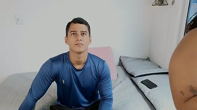 Snapshot of hot69temptation_ chatting on October 20, 3:37 pm hot69temptation online show from October 20, 3:37 pm