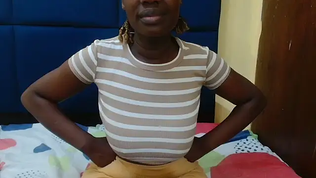 MilkyTitties online show from November 22, 10:07 am