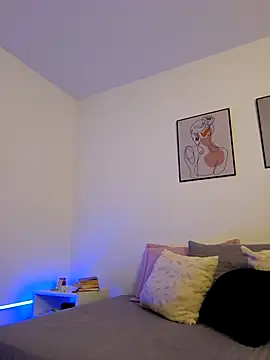 Snapshot of VictoriaEvaans_ chatting on October 8, 10:47 pm VictoriaEvaans online show from October 8, 10:47 pm