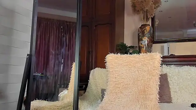 Snapshot of lola_sky69 chatting on October 1, 7:57 am lola sky69 online show from October 1, 7:57 am