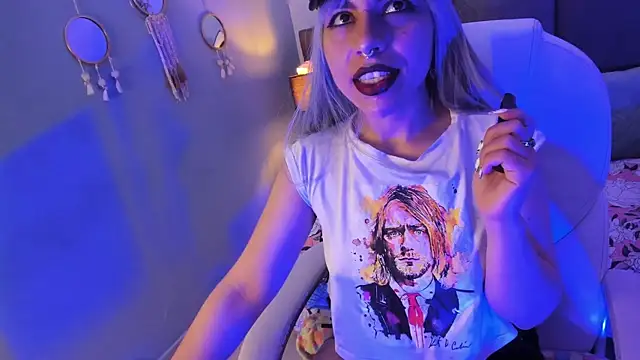 Snapshot of delilah_fix chatting on September 18, 8:29 pm delilah fix online show from September 18, 8:29 pm