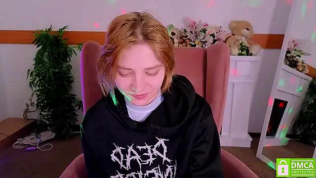 MirraBellanta online show from February 4, 12:24 am