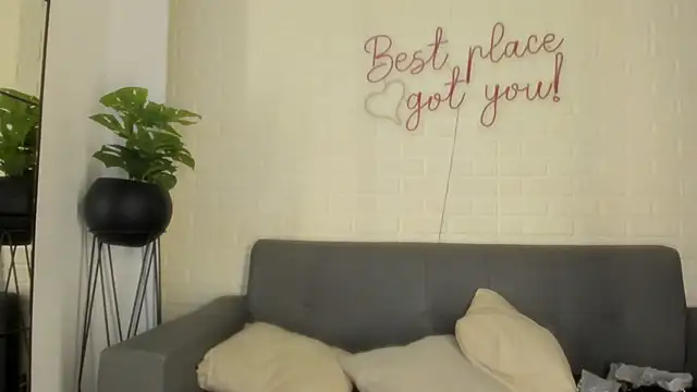 karina gomez 18 online show from February 5, 11:24 am