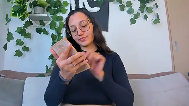 nataliepeterson online show from October 16, 7:16 pm