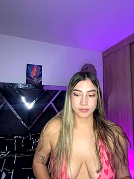 Snapshot of Issabela_G1 chatting on September 21, 1:48 am Issabela G1 online show from September 21, 1:48 am