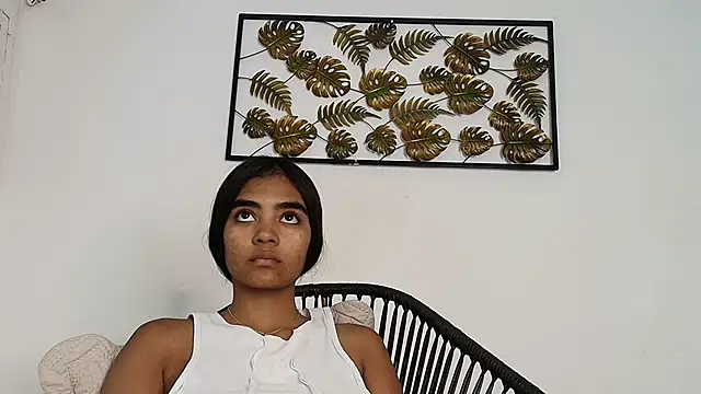 Snapshot of julieta_aguilar1 chatting on October 5, 7:19 pm julieta aguilar1 online show from October 5, 7:19 pm