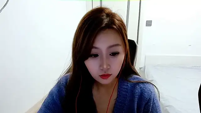 zhenzhen999 online show from October 25, 9:50 am