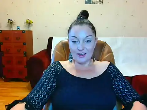 Alice3694 online show from September 21, 4:22 am