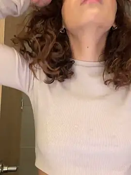 Katee Jones online show from October 3, 1:43 am