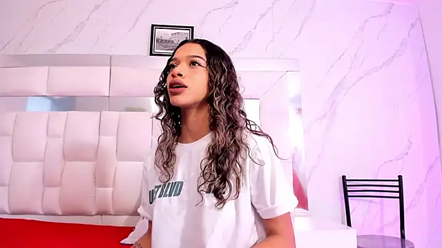 Snapshot of BritneyCollins chatting on September 27, 11:50 am BritneyCollins online show from September 27, 11:50 am