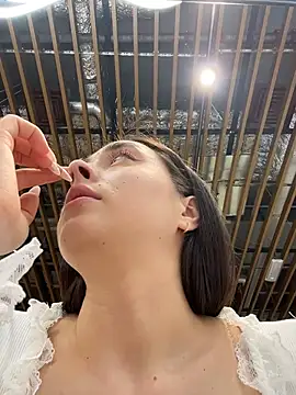 Holly Play online show from March 10, 11:58 am