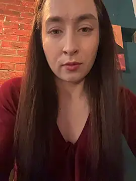 Holly Play online show from June 3, 11:00 am