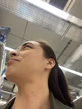 Holly Play online show from October 16, 9:12 am