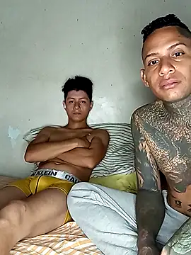 Snapshot of geroAguilar chatting on September 30, 1:39 pm geroAguilar online show from September 30, 1:39 pm