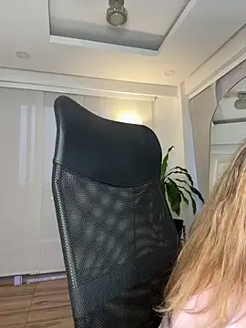 Snapshot of nicollefiorett chatting on October 15, 10:56 pm nicollefiorett online show from October 15, 10:56 pm