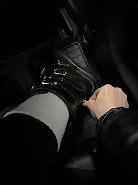 FeetVibe online show from February 15, 8:24 am