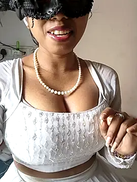 sandy naughty online show from November 20, 10:05 am