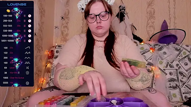 Crow Diam0nd online show from October 10, 9:09 pm